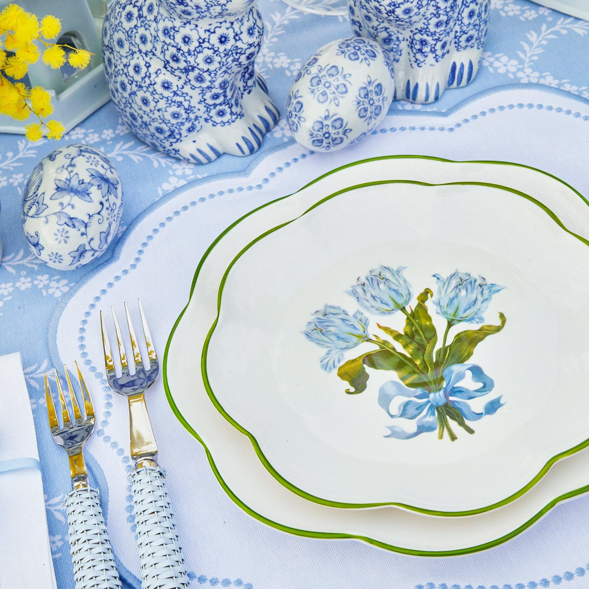 Blue Tulip Dinner & Starter Plates (Set of 8)