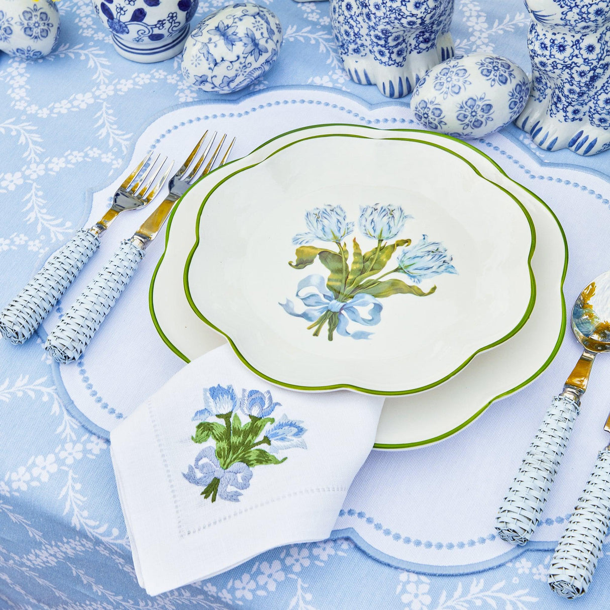 Blue Tulip Dinner & Starter Plates (Set of 8)