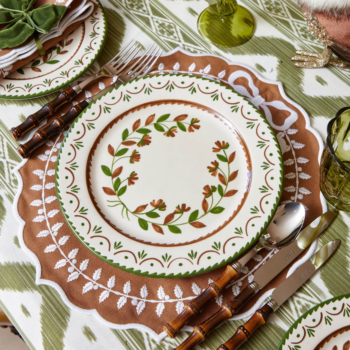 Chocolate Josephine Dinner Plates (Set of 4)