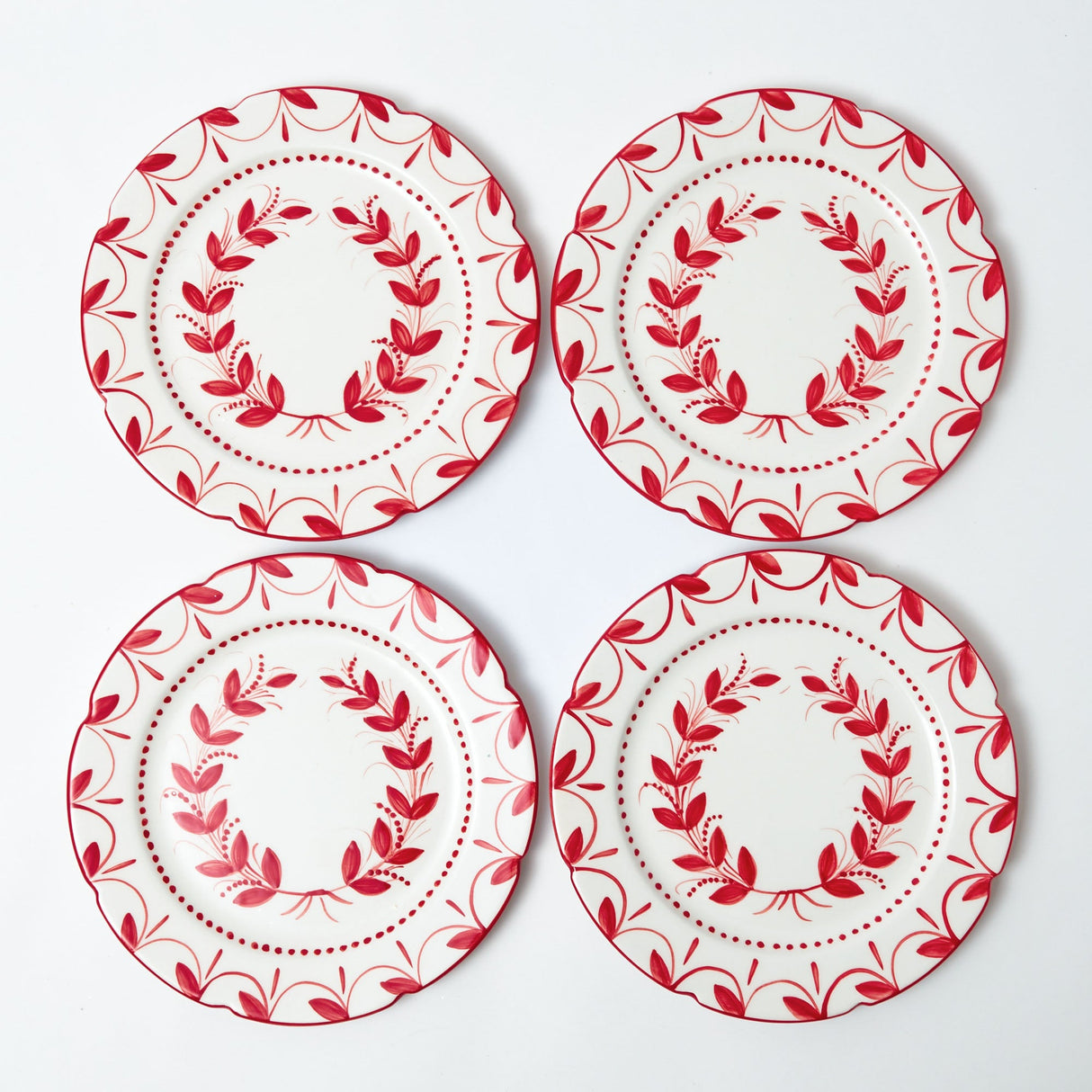 Elizabeth Red Garland Starter Plates (Set of 4)