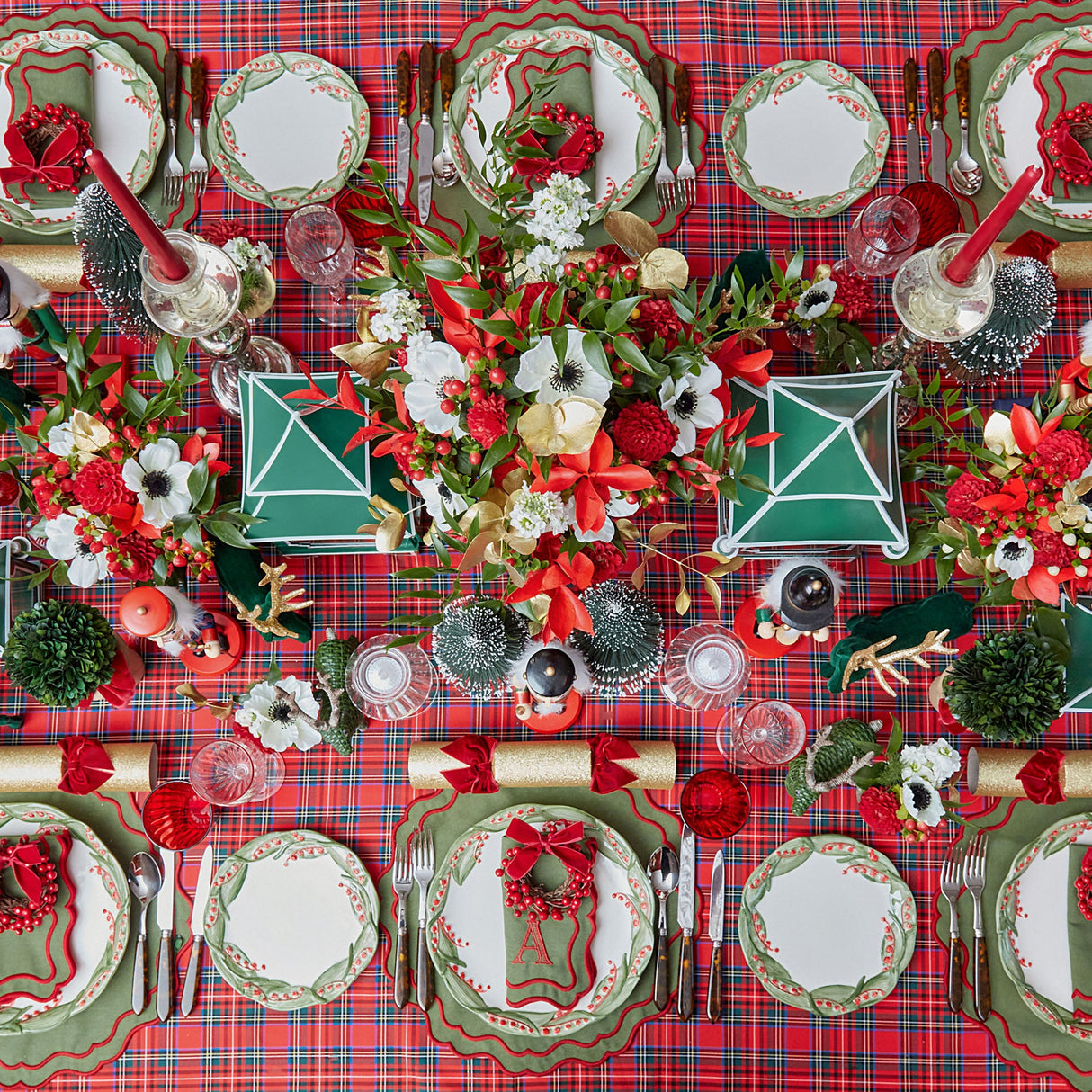 Red Berry Dinner Plates (Set of 4)