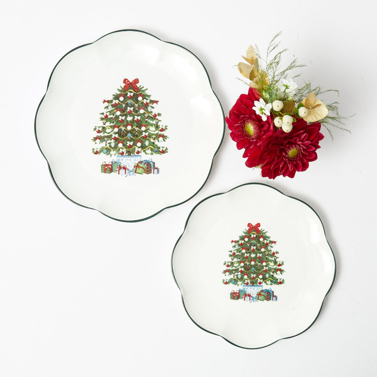 Mrs. Alice Christmas Tree Starter Plate (Set of 4)