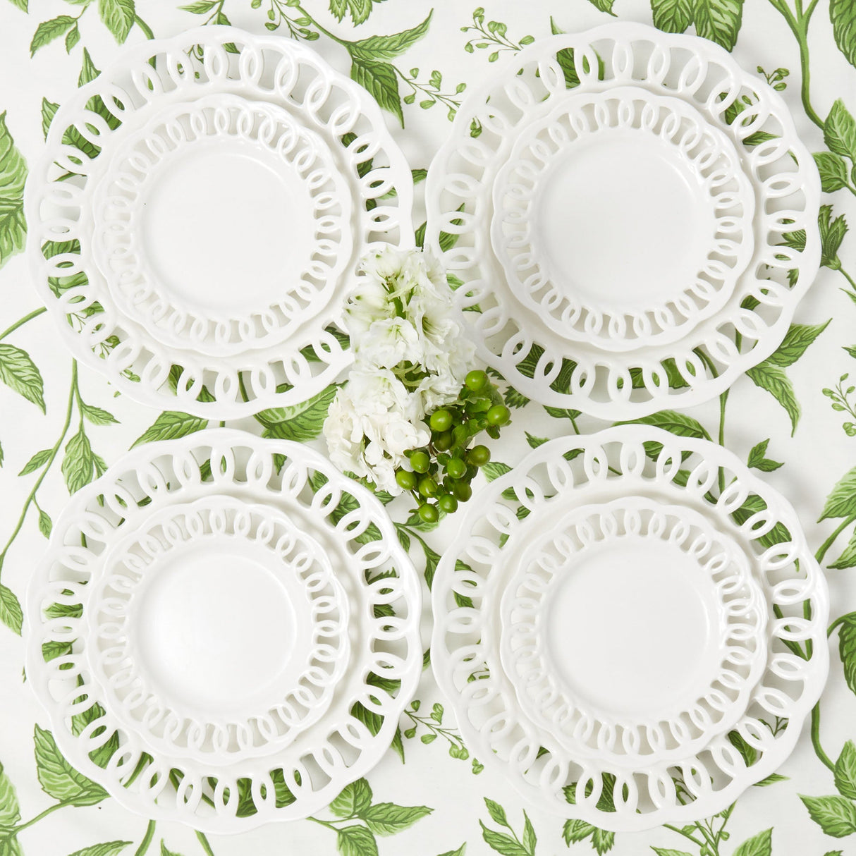 White Lace Dinner & Starter Plates (Set of 8)