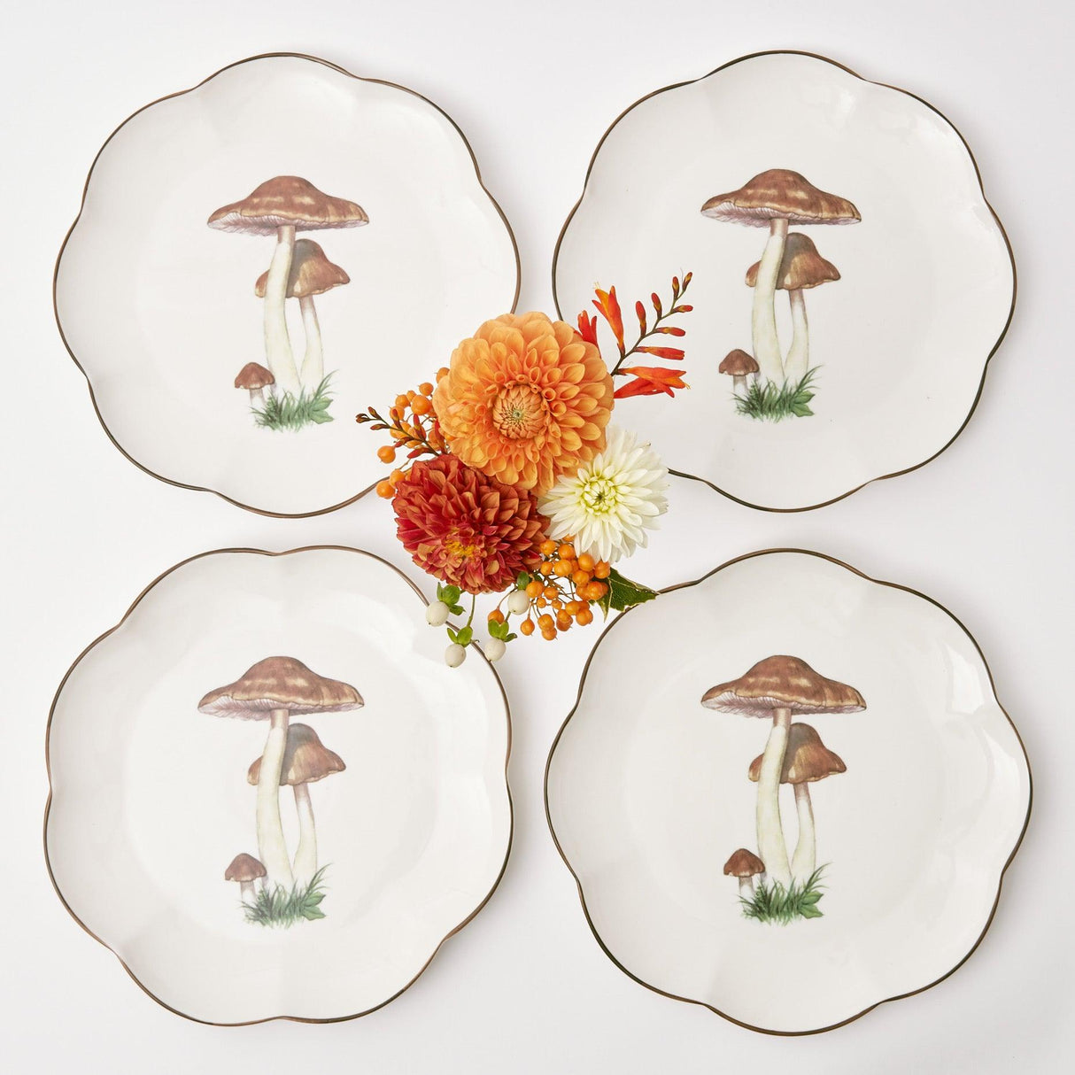 Scalloped Mushroom Dinner Plates (Set of 4)